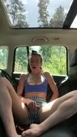 got horny after rollerblading, pulled over for a quick cum on the side of a busy road 🙈 snapname in comments