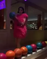 About to jerk to Dua Lipa for the first time. How can I not after seeing this?