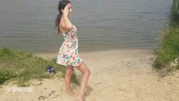 Strip by the river 🤣