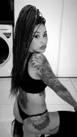 LeOna Latin Queen Twerking Hot Ass Dirty