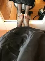 Trying out posting my first foot gif