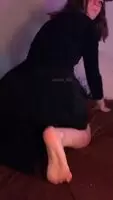Butt.. bare feet? What else is needed? 😄