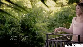 Goldie Anal