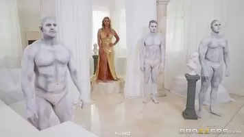 Phoenix Marie - Erotic Idolatry
