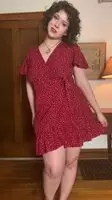 DO U LIKE MY DRESS ?