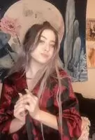 DO U LIKE THIS TYPE OG GIRLS ?