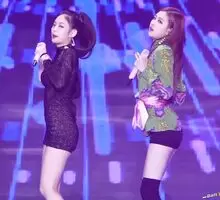 BlackPink - Jennie & Rosé