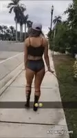 booty poppin