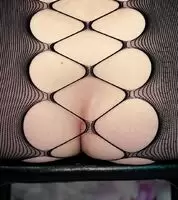 My boyfriend came when I sat on this pepsy can completely!