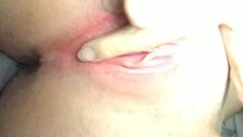 just ur average 19 yr old with really wet pussy;)