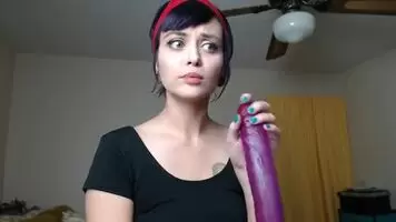 “wow She’s So Cut—hiyooo!”