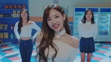 TWICE - HEART SHAKER MV TEASER