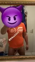 Good morning from me and my halfboner. 😏 could somebody maybe get him fit and hard for the day ❤️😉