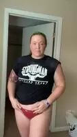 Perky little titty drop from thicc powerlifter