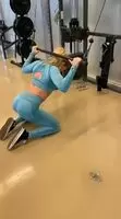 The Queen on her knees