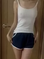 Nice korean amateur spreading her ass