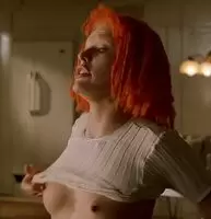 A perfect Milla Jovovich gif