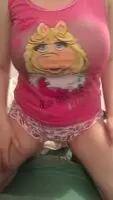 To yummy to resist 😜titty drop