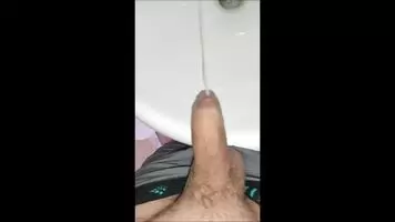 Long, clear piss to quench your thirst💎💦😮