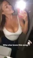 IG Story Sexy Selfie