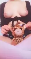 Playing with my pussy while my daddy is busy 🥰🧸