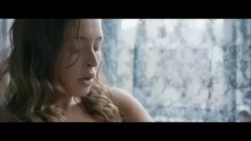 Natalie Krill bath plot-Below her Mouth