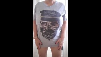 My skull T-shirt Titty Drop 💀 xx 55yo 🇦🇺