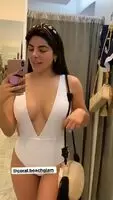 Flor Veliz @florivonveliz