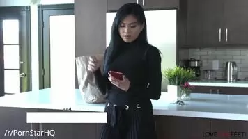 Ember Snow - Love her feet