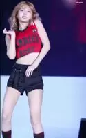 TWICE - Momo