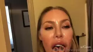 Nicole Aniston playing with it