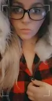 Mmmm glasses milf and huge tits what a wonderful combination