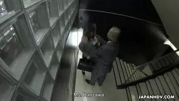 Yui Hatano Resolves Problems With A Blowjob