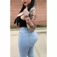Milf Coral Macias