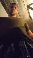 Hoe and relaxing... would be a perfect night to fill a fun female!