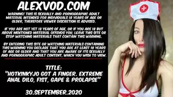Hotkinkyjo got a finger. Anal fisting, prolapse, gape & belly bulge