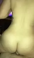 Amateur hotwife twerking on bull