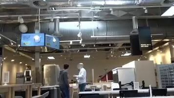 I like flashing my tits and pussy in public